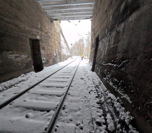 Ansicht der Eisenbahnüberführung kleines Kreuzungsbauwerk Eidelstedt.